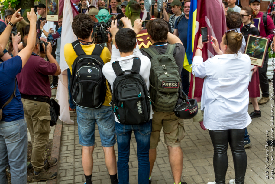 Ми. 9 травня