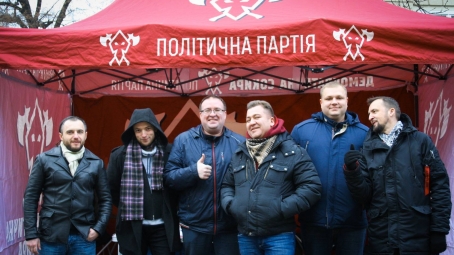 Збір підписів. Луцьк-Львів