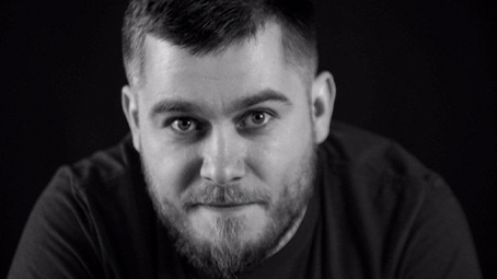 Привіт, друзі. Вища рада правосуддя під кінець тижня принесла нам чудові новини. Вчора, 9 січня, було остаточно звільнено суддю Олену Литвиненко.